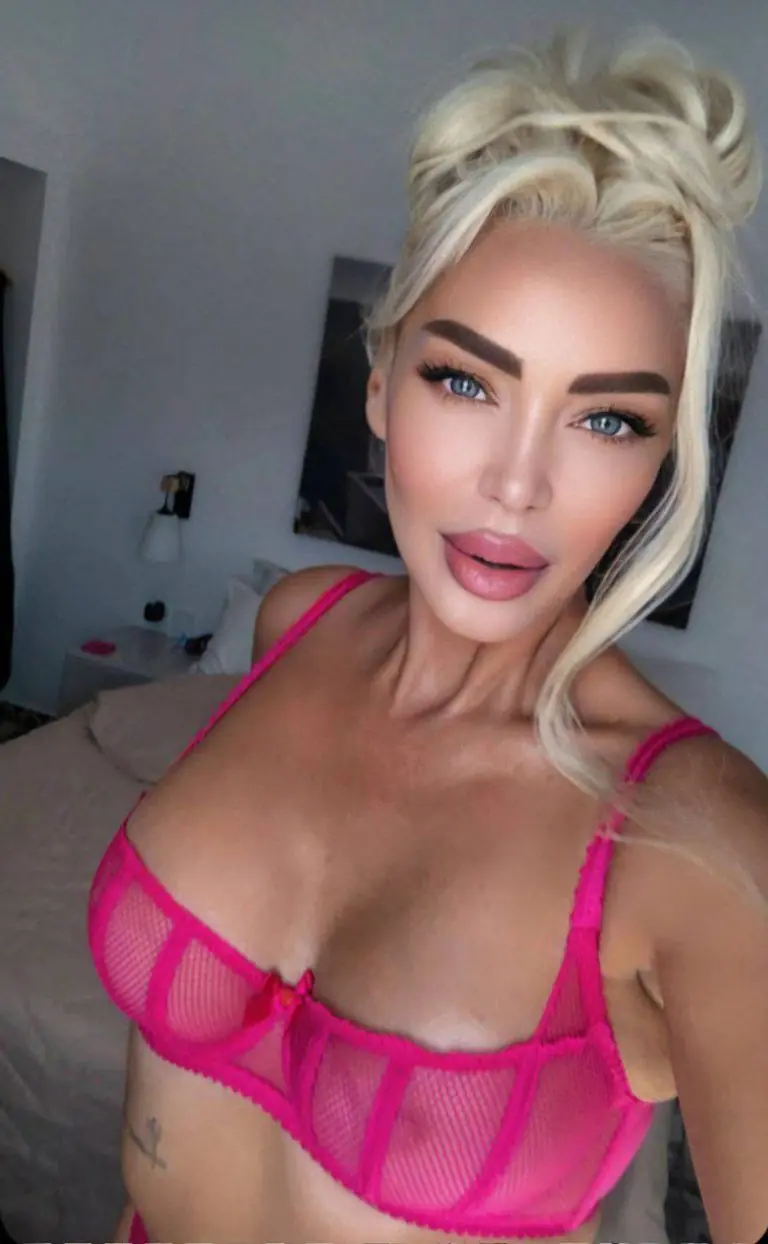 Nicole – 7
