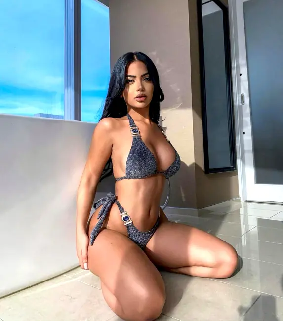 Yasmin – 3